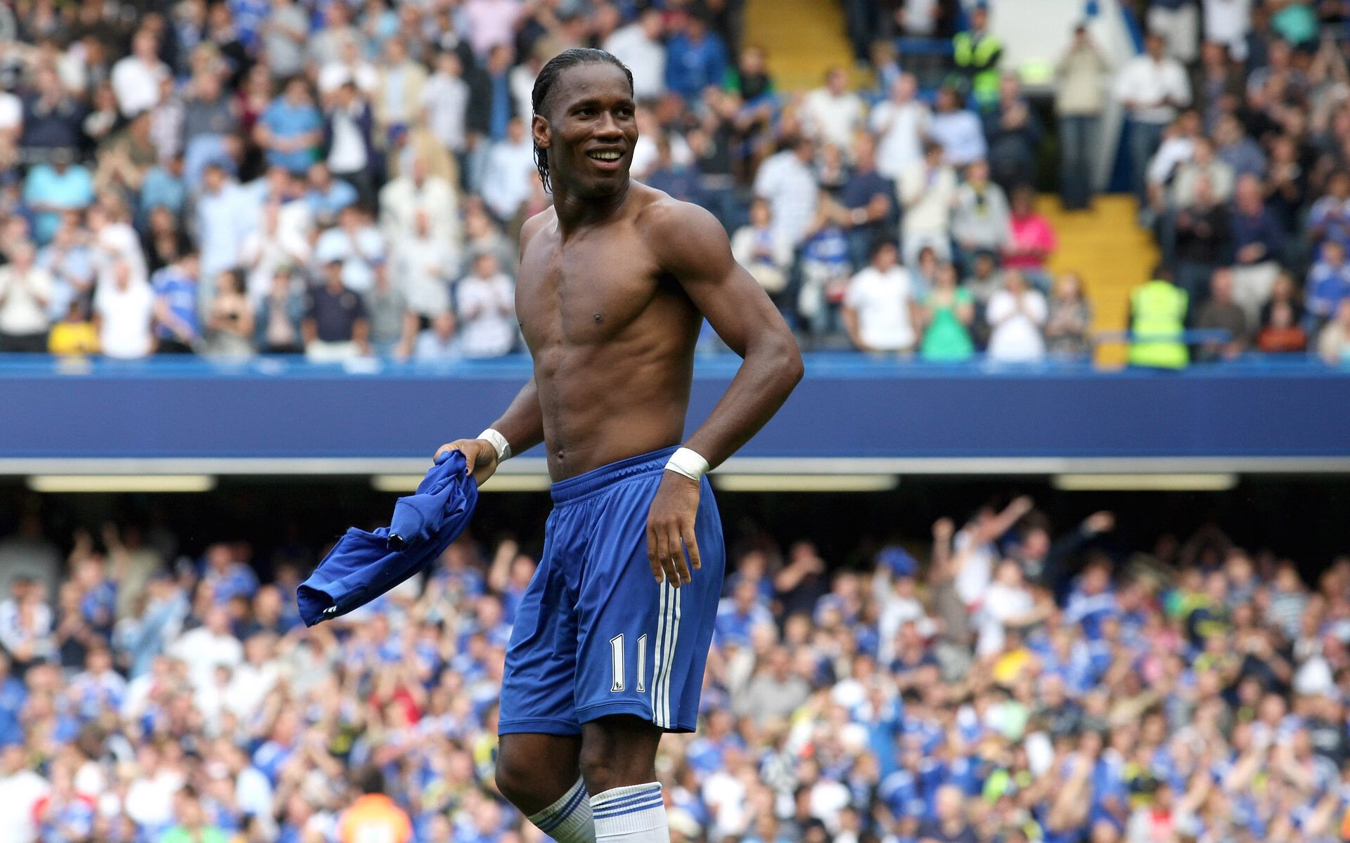 爱游戏官网入口-马龙赛后谦逊发言登热搜，曼城鏖战上海申花引发热议