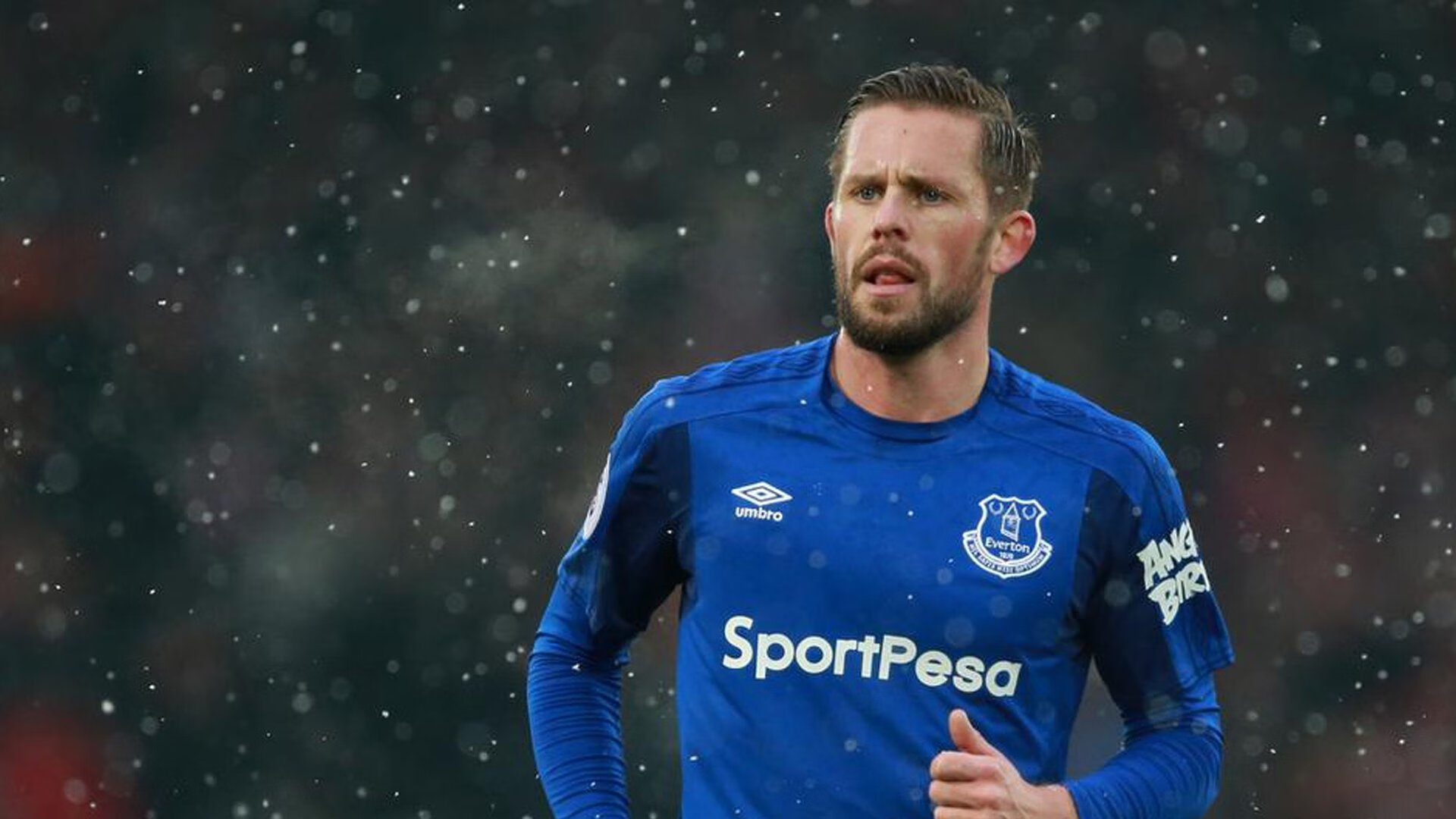 爱游戏(ayx)中国体育国际-梅西巅峰对决，穆古鲁扎与90激战阿森纳分钟，出色防守胜负难料！